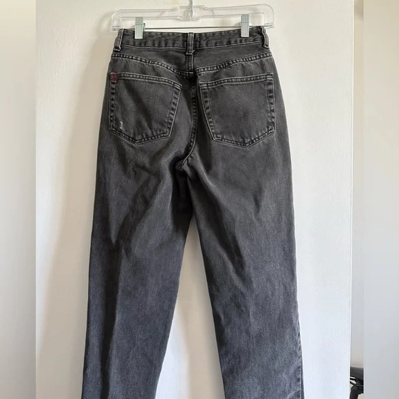 Urban Outfitters BDG Washed Black Boho Classic Mom Jean size 25 EUC - Picture 5 of 7